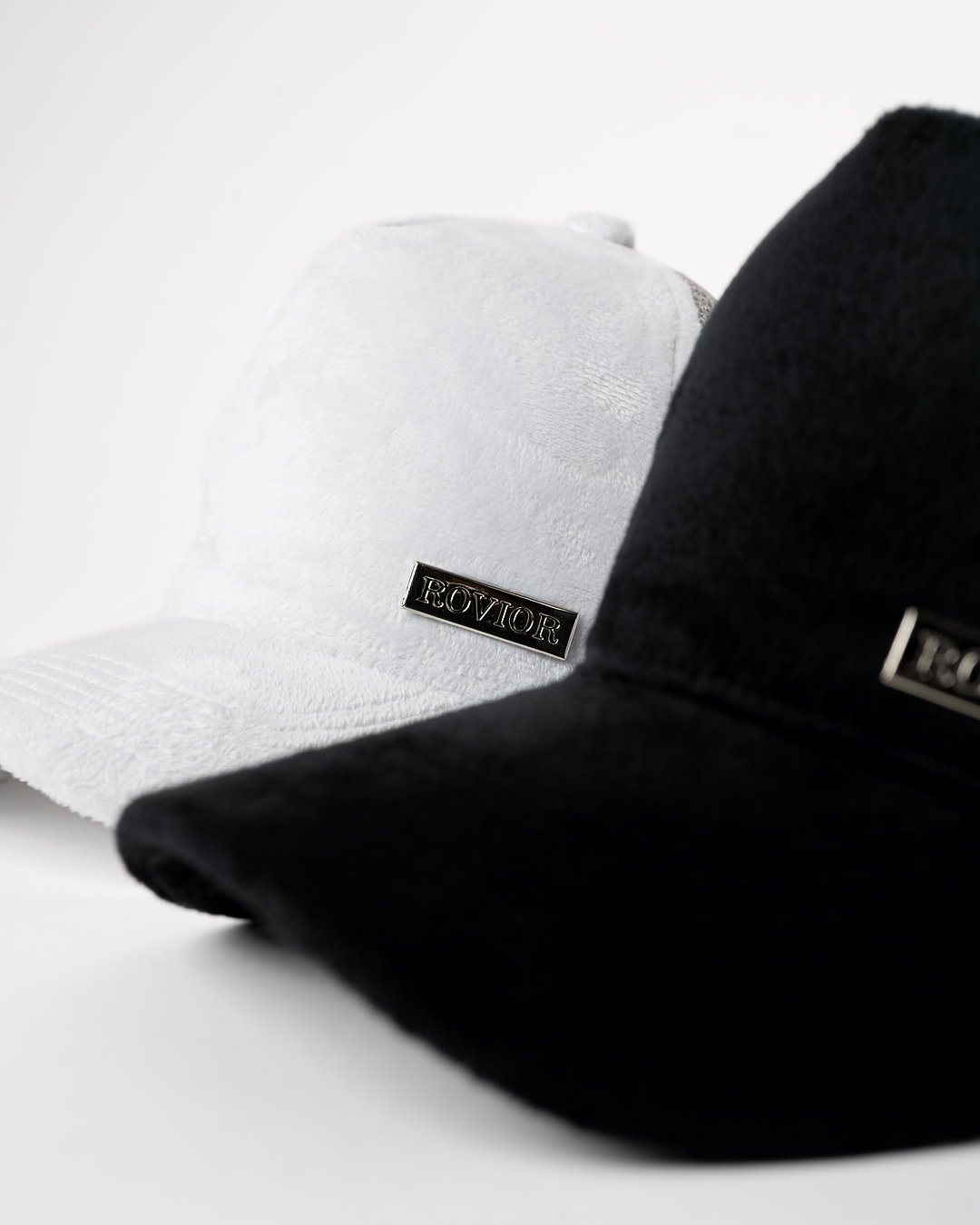 Metaluxe Velvet Keps