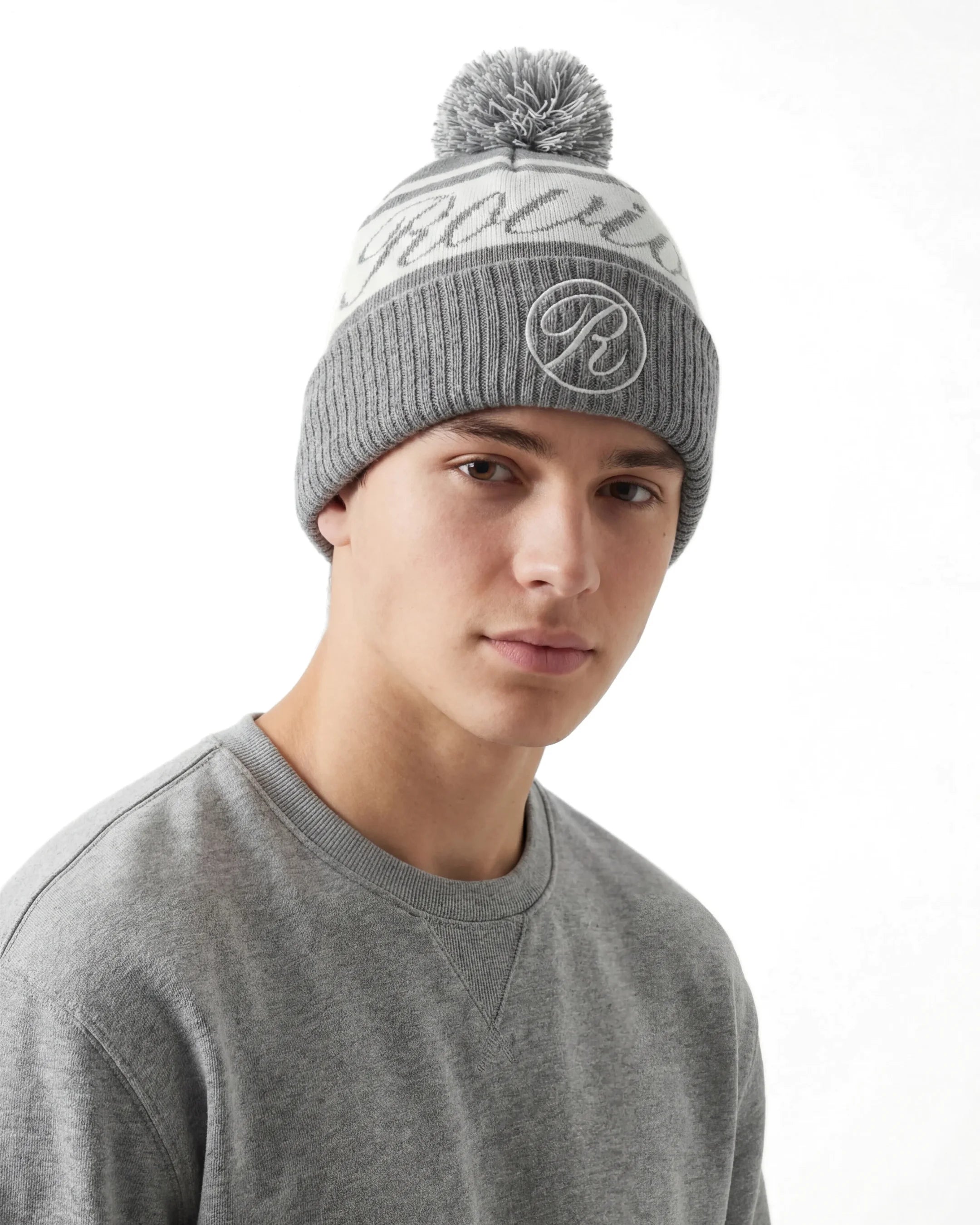Rovior Stickad Mössa med Tofs - Grå Modell kille